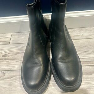 Franco Sarto Black Chelsea Boots. Women size 9.